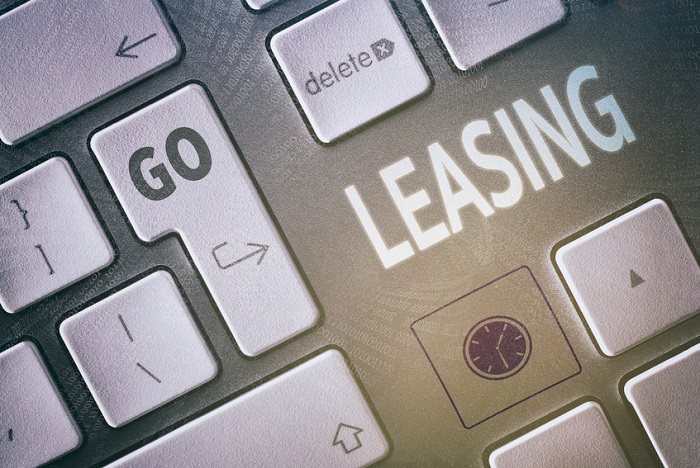 Close up of a keyboard with a Leasing concept.